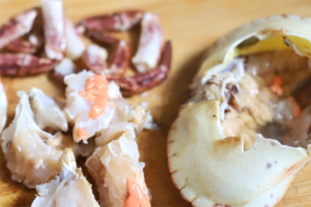 螃蟹怎么做好吃，正宗避风塘炒蟹的做法好吃到吮指