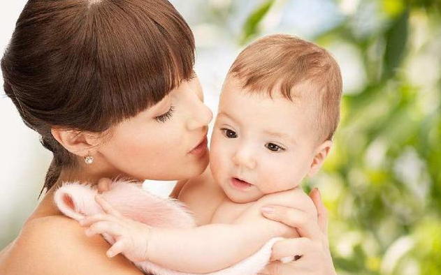 新生婴儿应该如何护理 护理新生婴儿的注意事项有哪些？