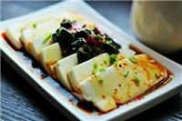 豆腐的简单家常菜做法大全，软嫩香煎豆腐比肉