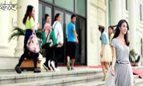 雪莉演员：杨凯琳