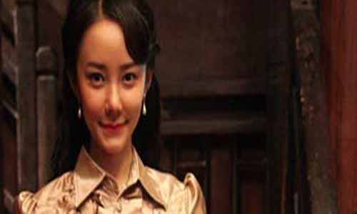 刘怡 饰 顾心月